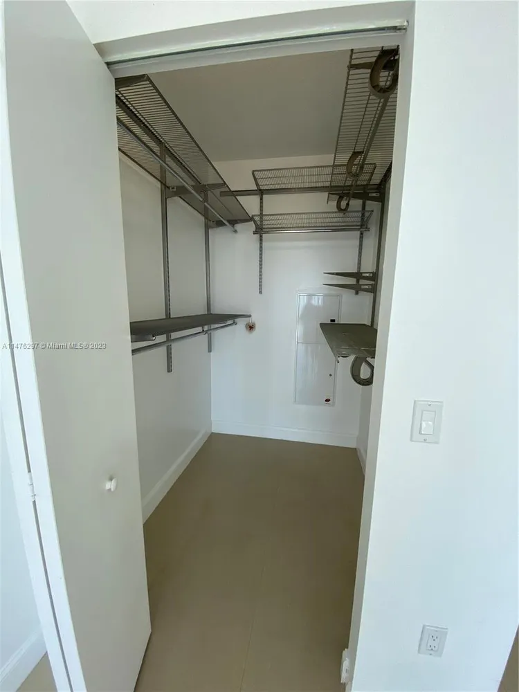 Latitude #4110 image #8