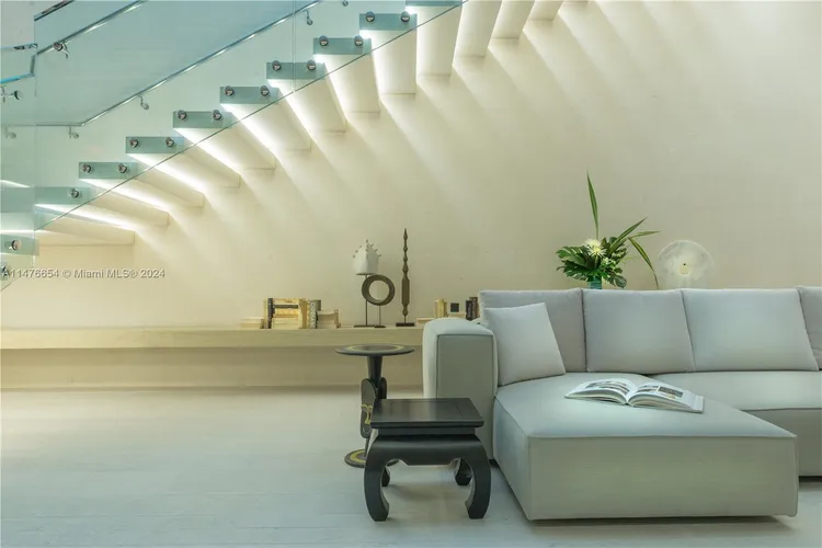 Oceana Bal Harbour #211 image #11