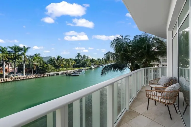 The Ritz-Carlton Residences Mid-Beach #125 image #19