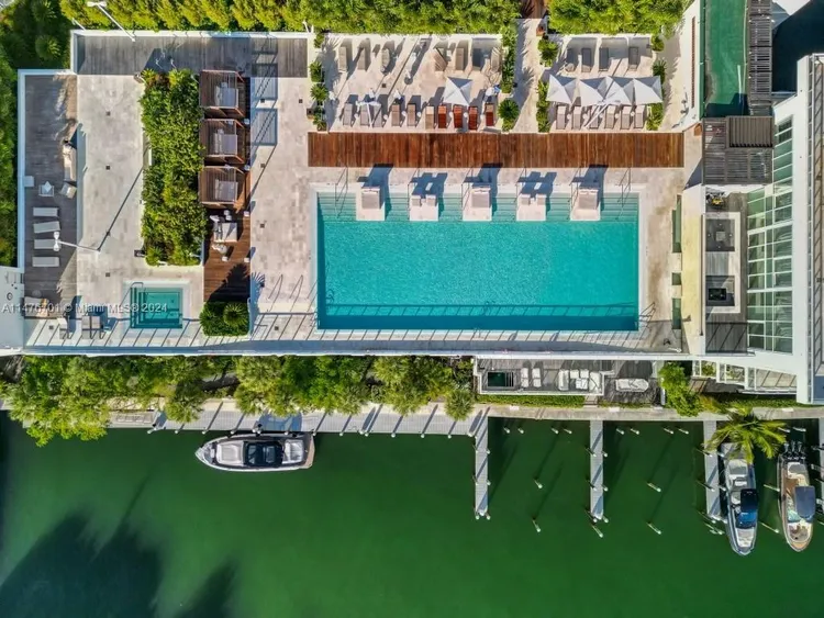 The Ritz-Carlton Residences Mid-Beach #125 image #28