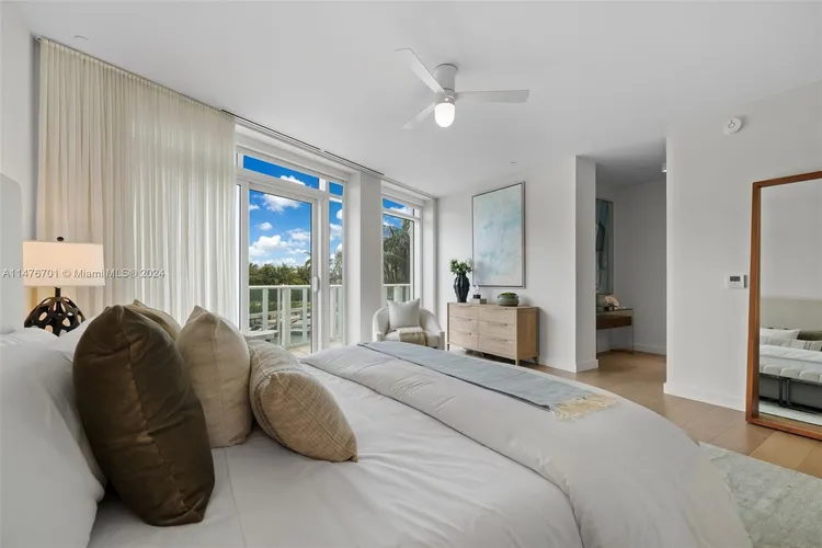 The Ritz-Carlton Residences Mid-Beach #125 image #9