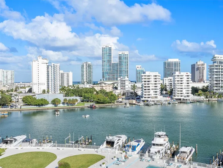 King Cole #716 image #19