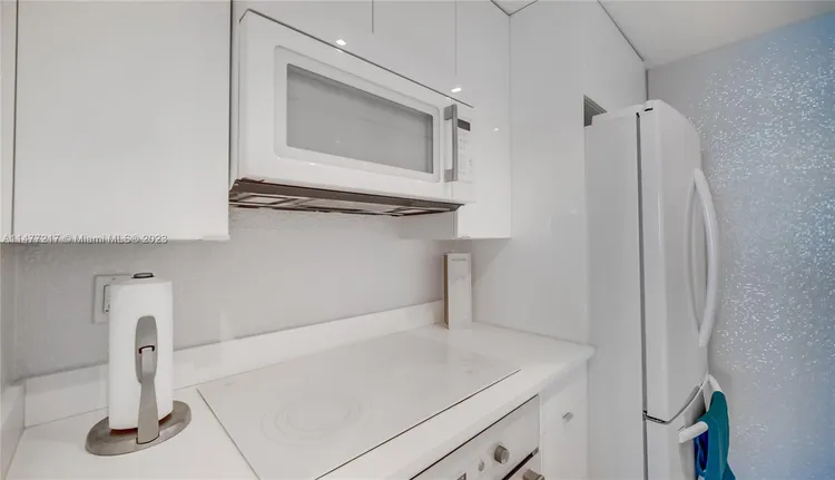 Roney Palace #638 image #16