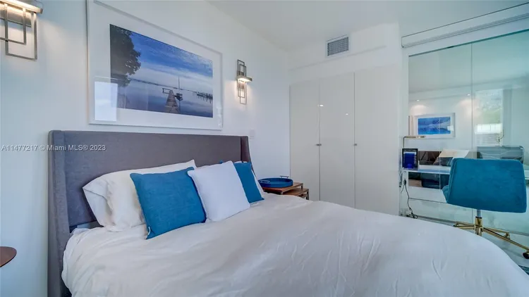 Roney Palace #638 image #24