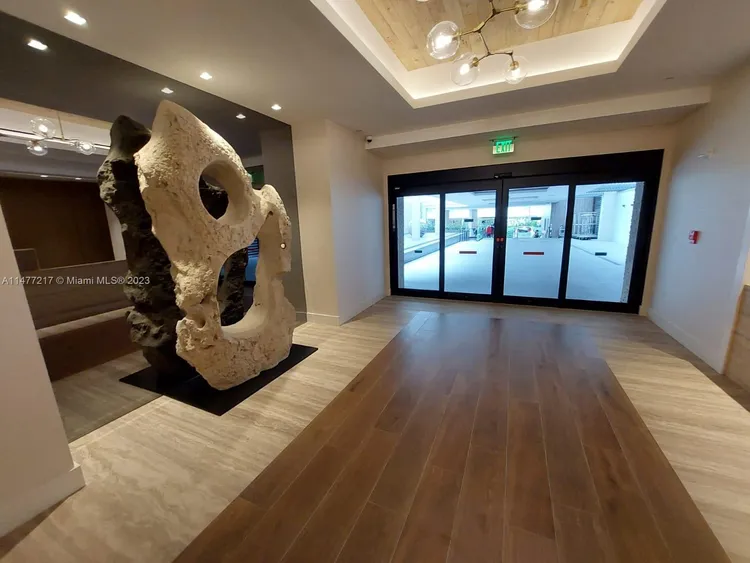 Roney Palace #638 image #47