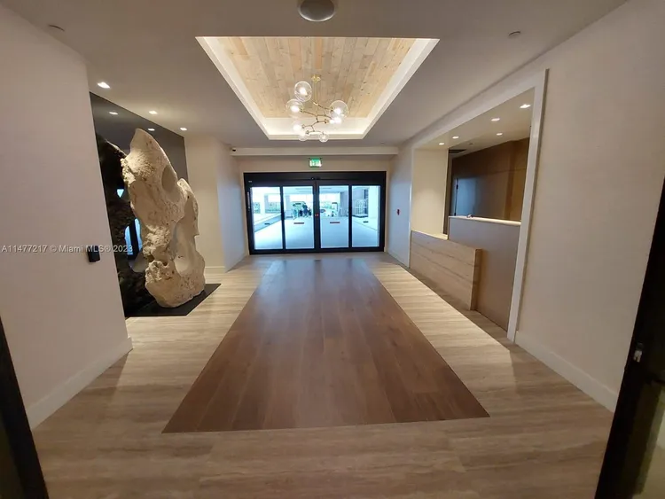 Roney Palace #638 image #48