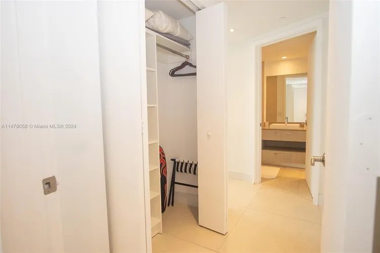 Hyde Resorts & Residences #2702 image #16