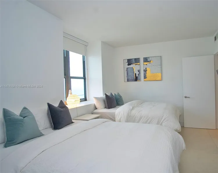 Hyde Resorts & Residences #2702 image #17