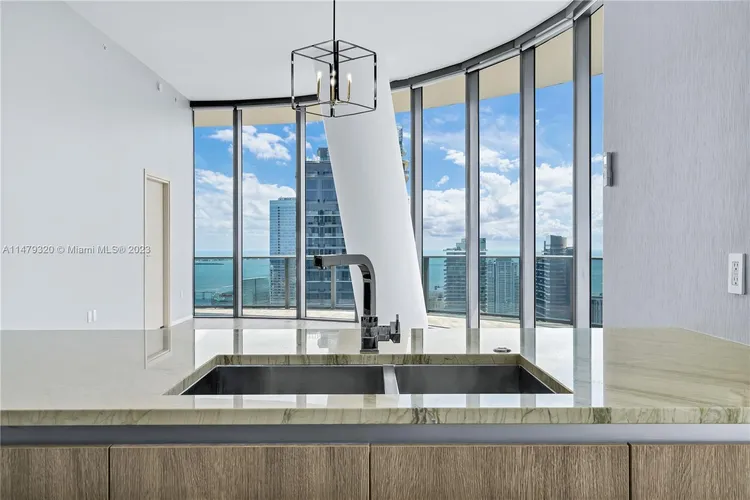 SLS Lux Brickell #5601 image #8