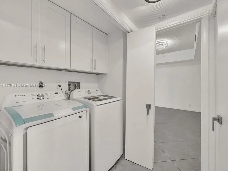 Hamptons West #710 image #47