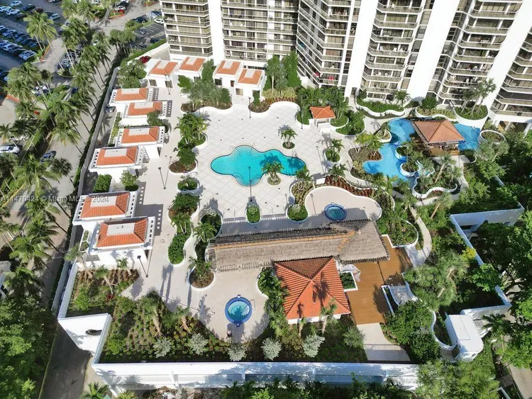 Hamptons West #710 image #58