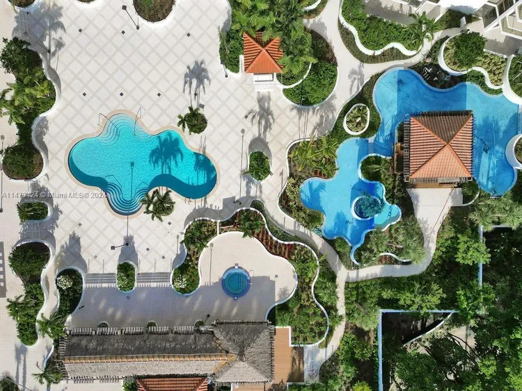 Hamptons West #710 image #59