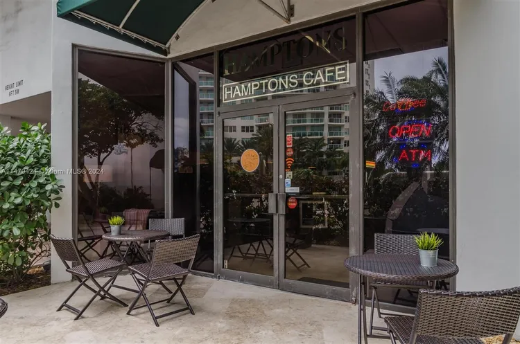 Hamptons West #710 image #81