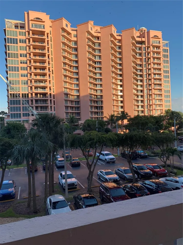 Gables Waterway Towers #306 image #9