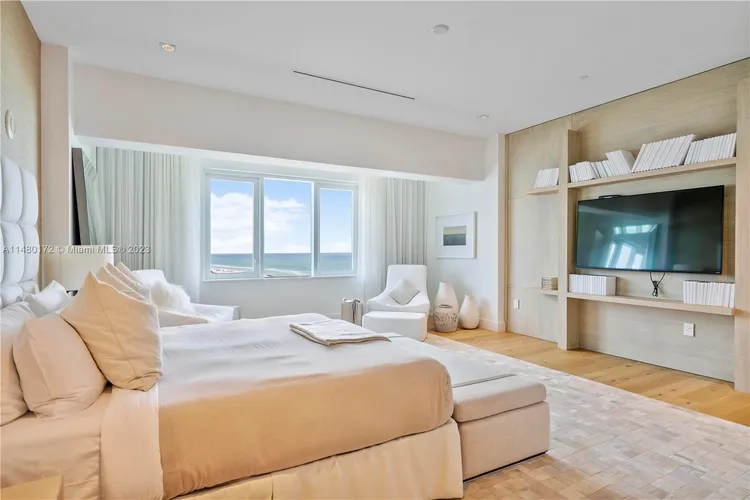 1 Hotel & Homes #PH-1607 image #14