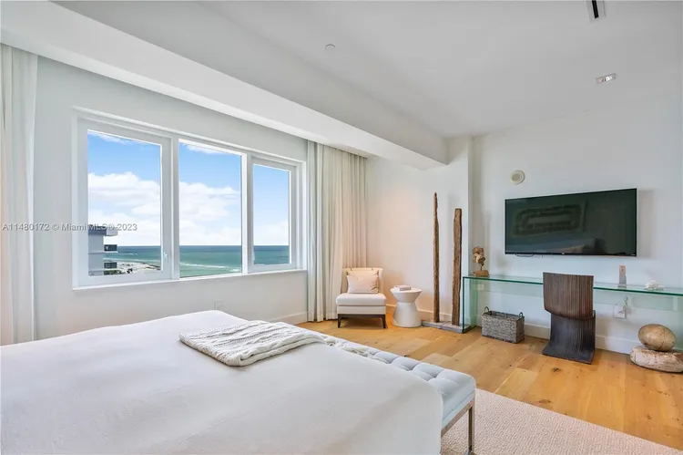 1 Hotel & Homes #PH-1607 image #20