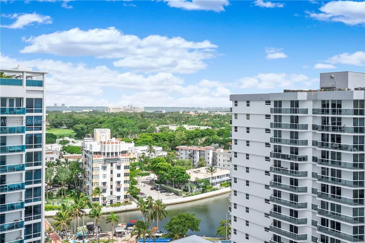 1 Hotel & Homes #PH-1607 image #9