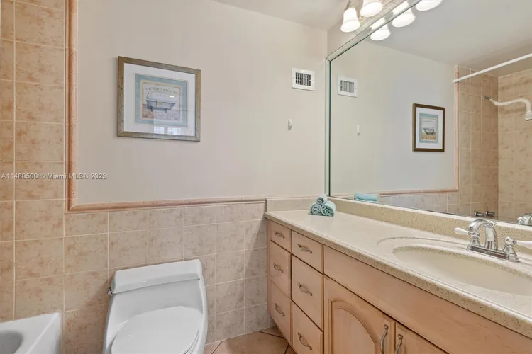 Alexander Towers #918 image #11