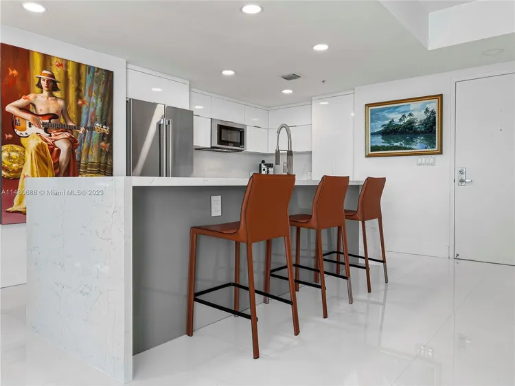 Onyx #1001 image #13