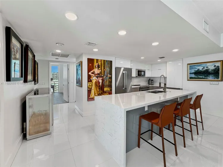 Onyx #1001 image #14