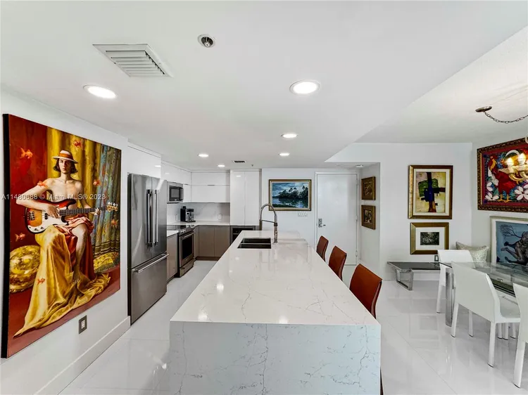 Onyx #1001 image #15