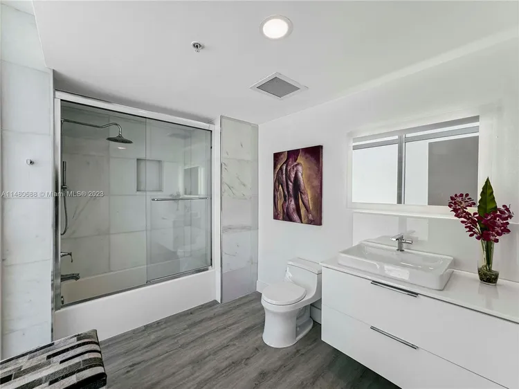 Onyx #1001 image #26