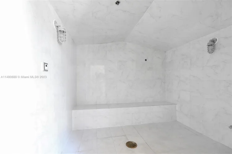 Onyx #1001 image #30