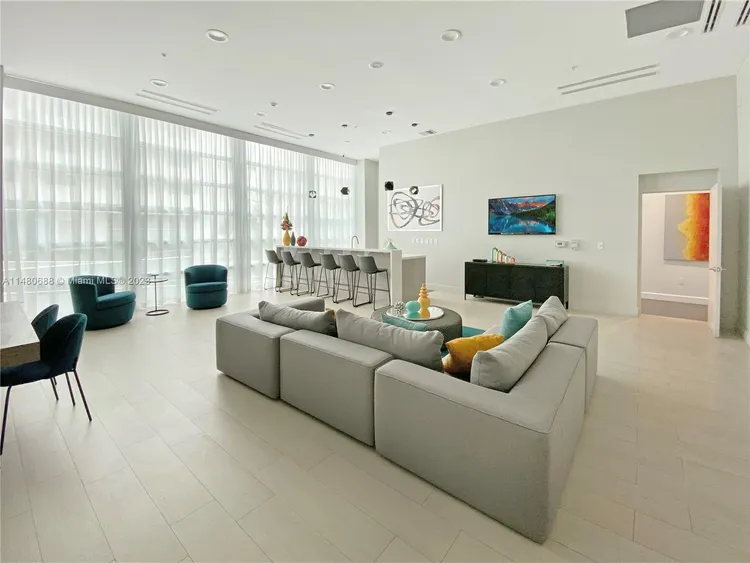 Onyx #1001 image #34