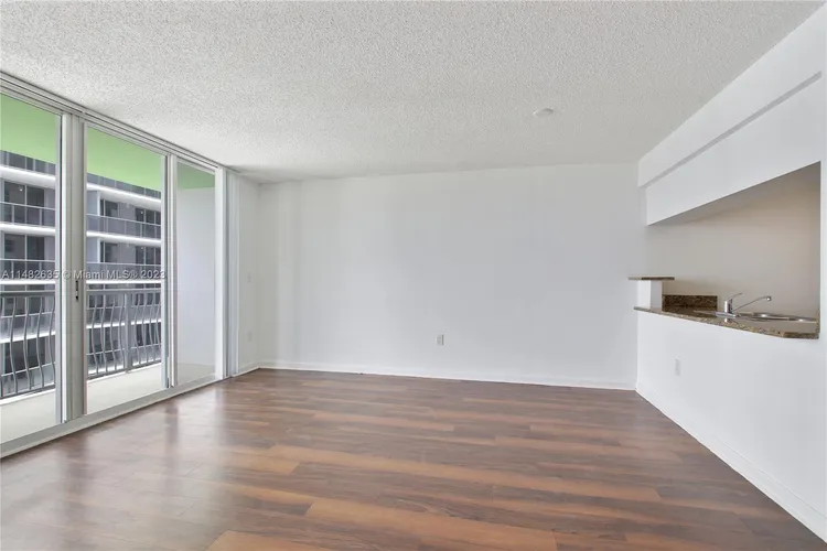 Bay Parc #34N image #6