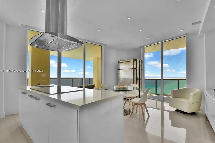 Sayan #2601 image #17