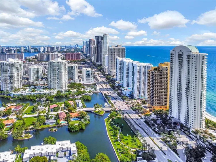 Sayan #2601 image #44