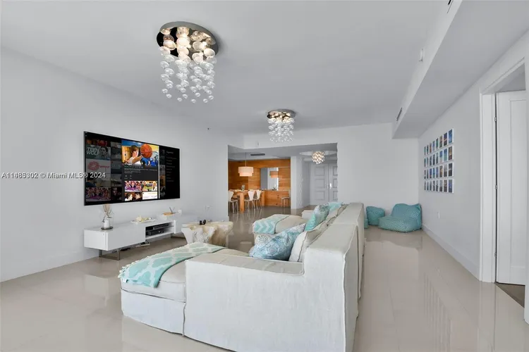 Sayan #2601 image #7