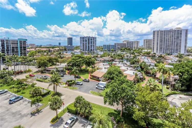 Towers of Oceanview East #931 image #45
