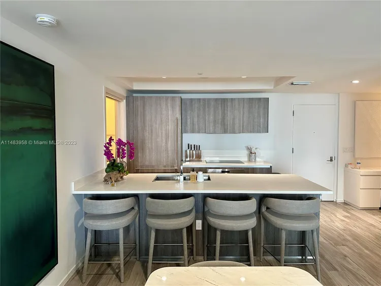 SLS Lux Brickell #3810 image #16