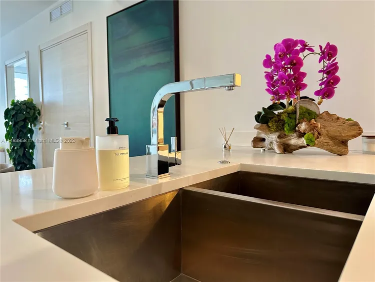 SLS Lux Brickell #3810 image #19