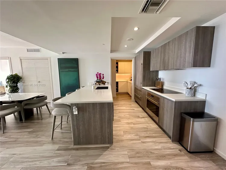 SLS Lux Brickell #3810 image #20