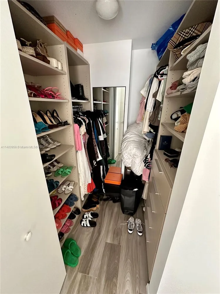 SLS Lux Brickell #3810 image #40