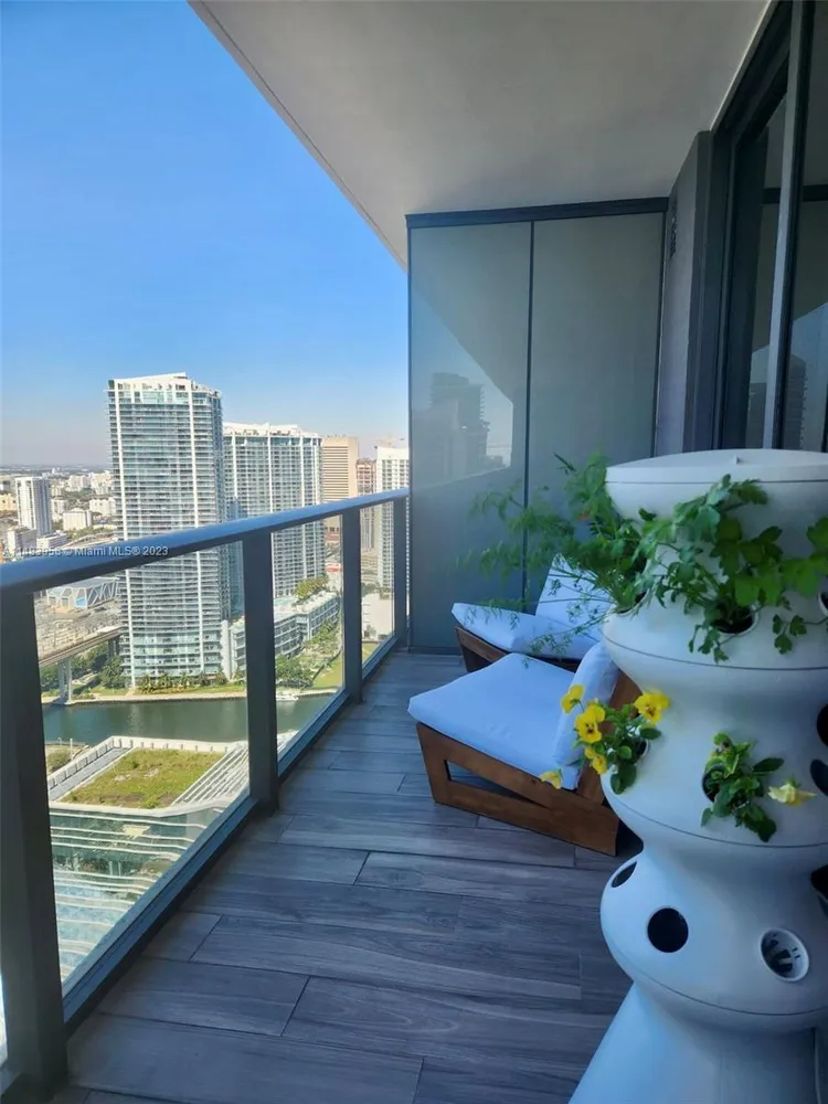 SLS Lux Brickell #3810 image #41
