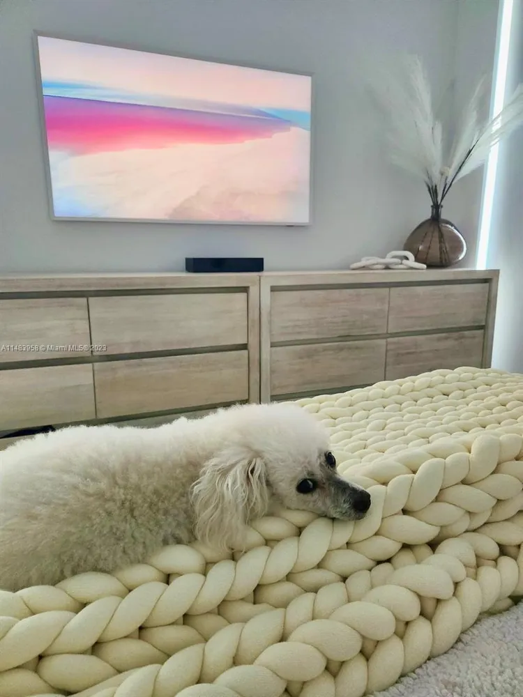 SLS Lux Brickell #3810 image #6