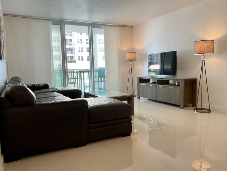 The Residences On Hollywood Beach #209 image #7