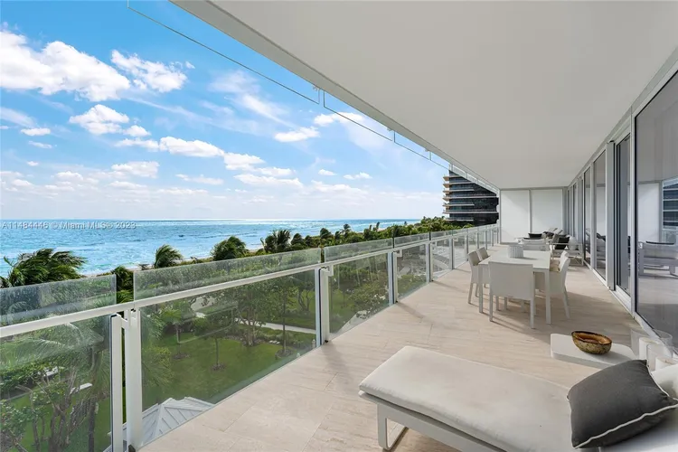 The Surf Club Four Seasons Hotel And Residences #S-409 image #40