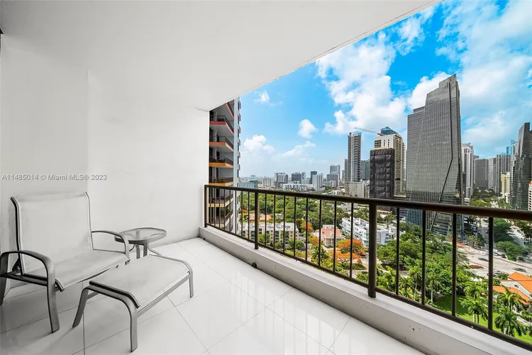 Villa Regina Condo #1803 image #14