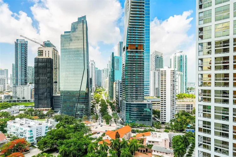 Villa Regina Condo #1803 image #38