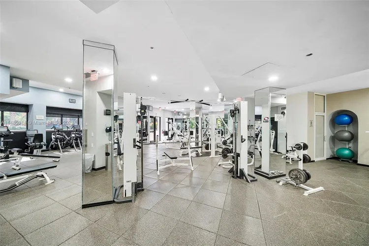 Villa Regina Condo #1803 image #50