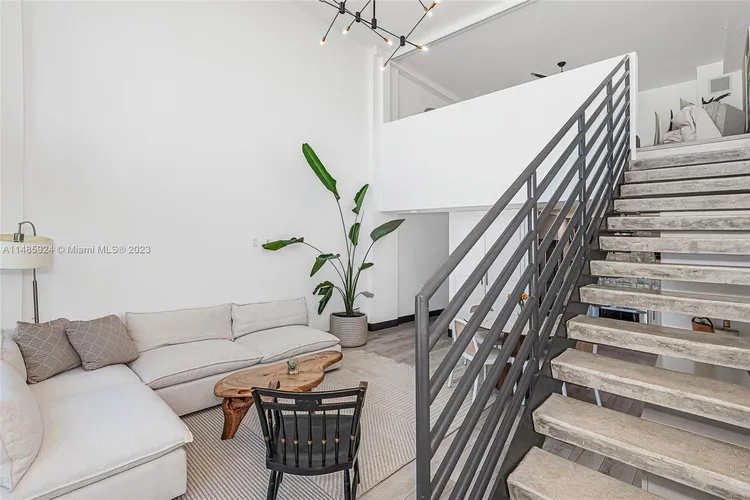 Absolut Lofts #LP-9 image #17