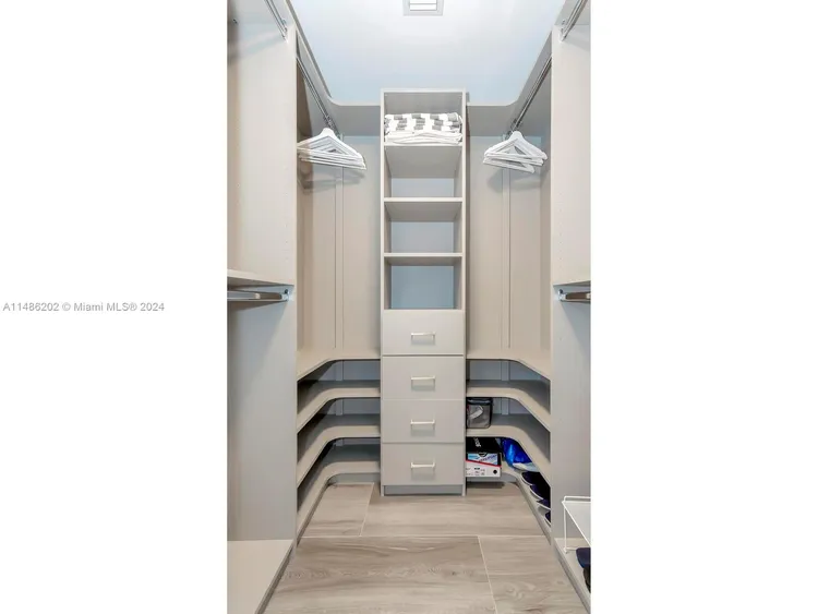 Aria on the Bay #2111 image #22