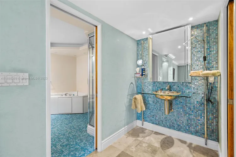 Sands of Key Biscayne #10B image #16