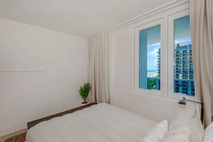 Roney Palace #1407 image #12