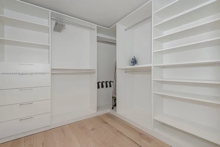 Roney Palace #1407 image #20