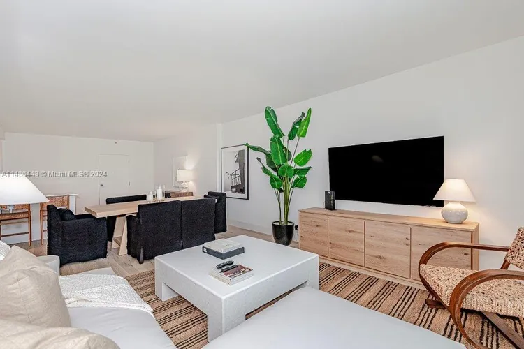 Roney Palace #1407 image #8